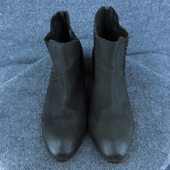 Sbicca  Women Ankle Boots Black Leather Zip Size 10 Medium - Picture 3 of 9